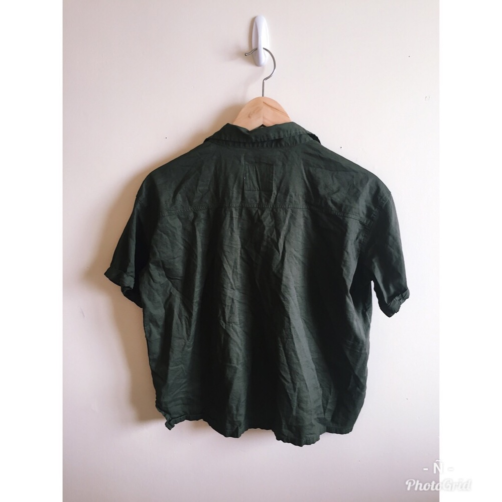 ABERCROMBIE & FITCH GREEN BUTTON DOWN TOP - Picture 3 of 3